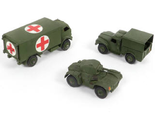 Lot 316 - DINKY TOYS (GB) (3)