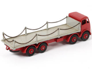 Lot 272 - DINKY TOYS (GB) (1)