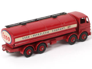 Lot 275 - DINKY TOYS (GB) (1)