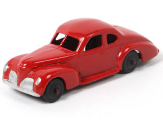 Lot 395 - DINKY TOYS (FRANCE) (1)