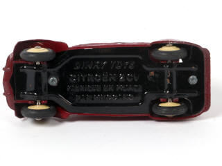 Lot 398 - DINKY TOYS (FRANCE) (1)