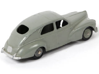 Lot 397 - DINKY TOYS (FRANCE) (1)