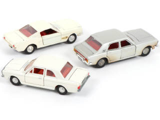 Lot 350 - DINKY TOYS (GB) (3)