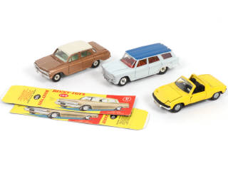 Lot 351 - DINKY TOYS (GB) (3)