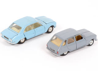 Lot 426 - DINKY TOYS (FRANCE) (2)