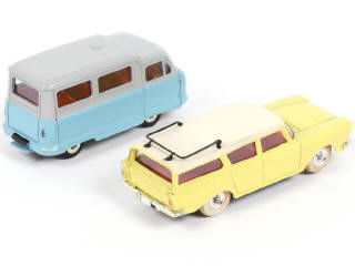 Lot 332 - DINKY TOYS (GB) (2)