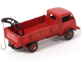 Lot 409 - DINKY TOYS (FRANCE) (1)