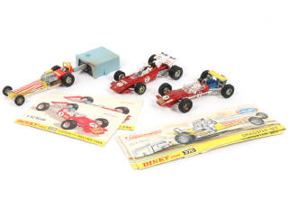 Lot 353 - DINKY TOYS (GB) (3)