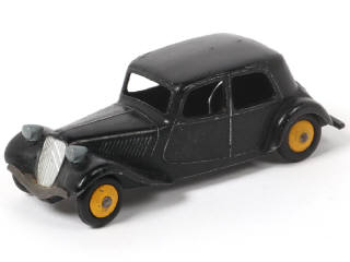 Lot 391 - DINKY TOYS (FRANCE) (1)