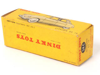 Lot 377 - DINKY TOYS (FRANCE) (1)