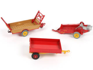 Lot 363 - DINKY TOYS (GB) (3)