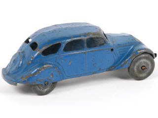 Lot 390 - DINKY TOYS (FRANCE) (1)