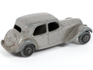 Lot 393 - DINKY TOYS (FRANCE) (1)