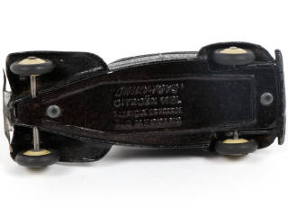 Lot 392 - DINKY TOYS (FRANCE) (1)