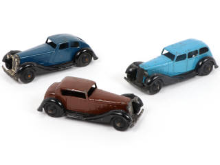 Lot 344 - DINKY TOYS (GB) (3)