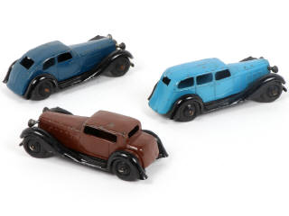 Lot 344 - DINKY TOYS (GB) (3)