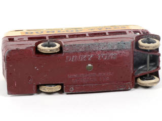 Lot 304 - DINKY TOYS (GB) (1)