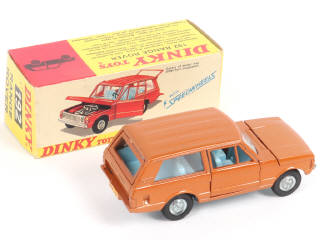 Lot 321 - DINKY TOYS (GB) (1)