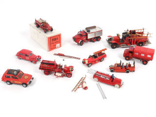 Lot 59 - DIVERS (10)