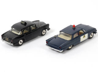 Lot 360 - DINKY TOYS (GB) (2)