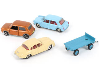 Lot 396 - DINKY TOYS (GB) (4)