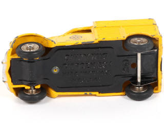 Lot 421 - DINKY TOYS (FRANCE) (1)