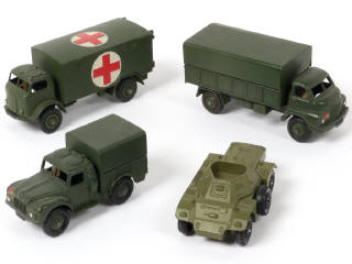 Lot 347 - DINKY TOYS (GB) (4)