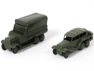 Lot 343 - DINKY TOYS (GB) (2)