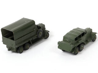 Lot 343 - DINKY TOYS (GB) (2)