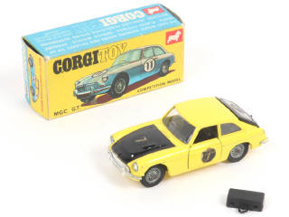 Lot 216 - CORGI TOYS (GB) (1)