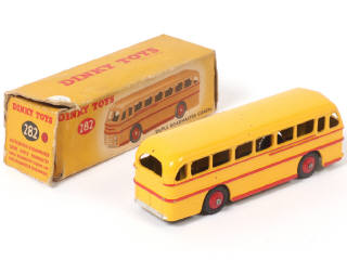 Lot 328 - DINKY TOYS (GB) (1)