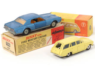 Lot 366 - DINKY TOYS (GB) (2)