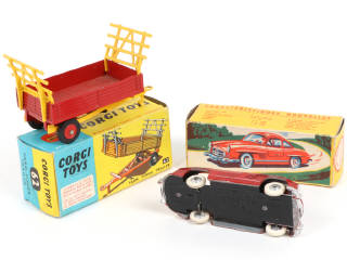 Lot 225 - CORGI TOYS (GB) (2)