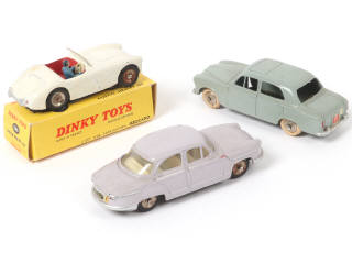 Lot 453 - DINKY TOYS (FRANCE) (3)