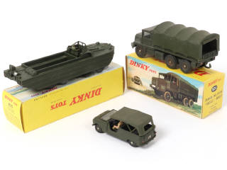 Lot 440 - DINKY TOYS (FRANCE) (3)