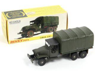 Lot 430 - DINKY TOYS (FRANCE) (1)