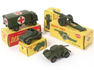 Lot 348 - DINKY TOYS (GB) (4)