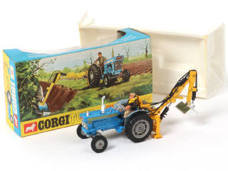 Lot 167 - CORGI TOYS (GB) (1)