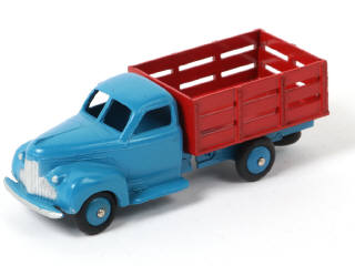 Lot 306 - DINKY TOYS (FRANCE) (1)