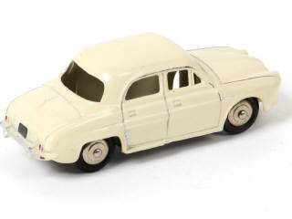 Lot 232 - DINKY TOYS (FRANCE) (1)