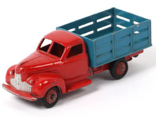 Lot 307 - DINKY TOYS (FRANCE) (1)