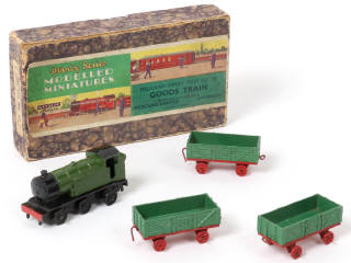 Lot 354 - DINKY TOYS (GB) (1)
