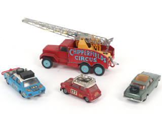 Lot 281 - CORGI TOYS (GB) (4)