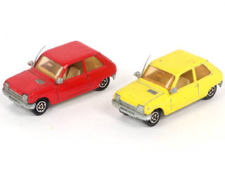 Lot 332 - MAJORETTE (FRANCE) (2)