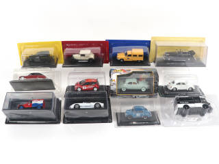 Lot 99 - DIVERS (12)