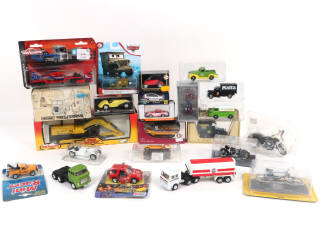 Lot 221 - DIVERS (23)