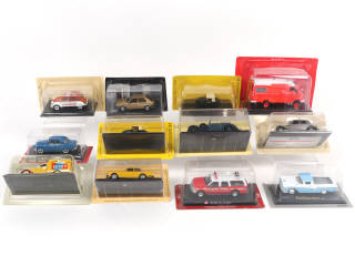 Lot 112 - DIVERS (12)