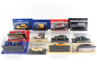 Lot 132 - DIVERS (12)