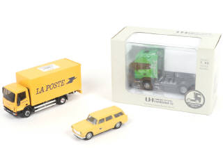 Lot 26 - DIVERS (3)