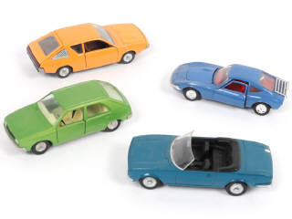 Lot 416 - DINKY TOYS (FRANCE) (4)